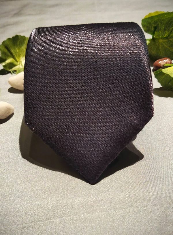 Shinny Dark Purple Classic Tie