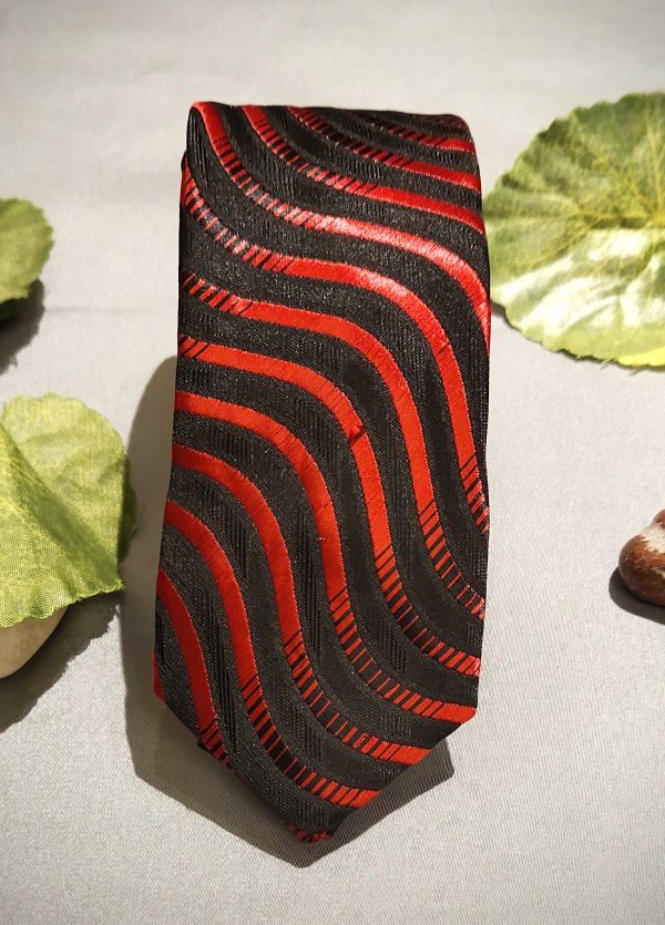 Stylish Black & Red Slim Tie - Image 2